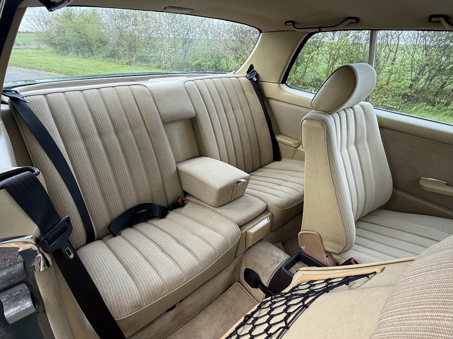 Used Mercedes-Benz 230 1985 for sale - 78183055: Photo 48