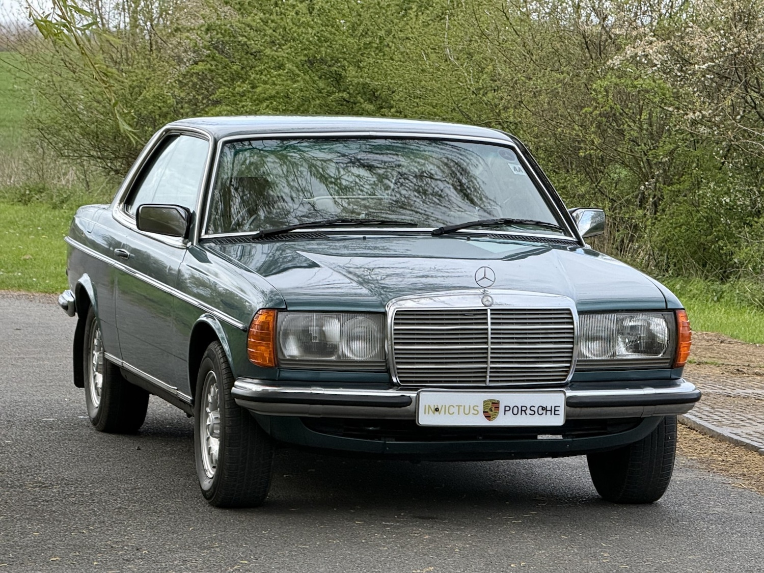 Used Mercedes-Benz 230 1985 for sale - 78183055: Photo 50