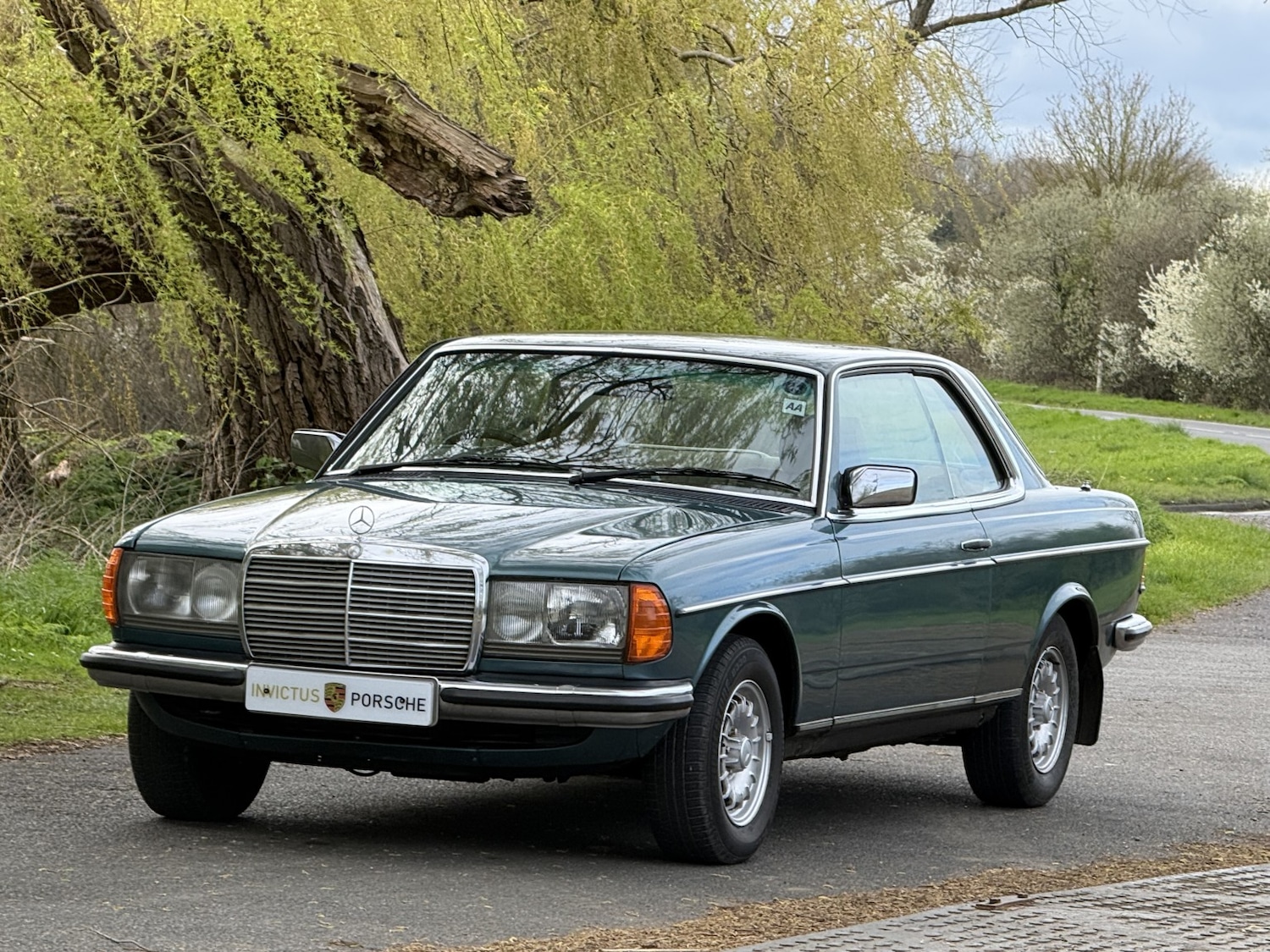 Used Mercedes-Benz 230 1985 for sale - 78183055: Photo 51
