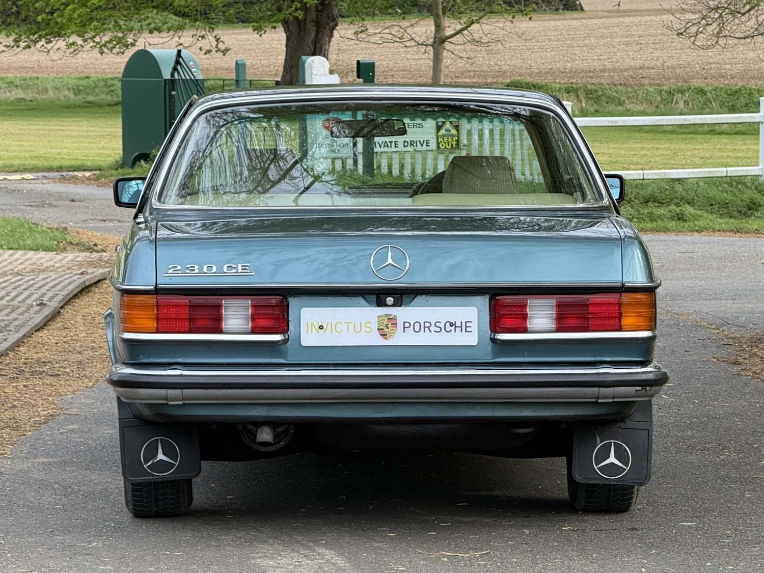 Used Mercedes-Benz 230 1985 for sale - 78183055: Photo 9