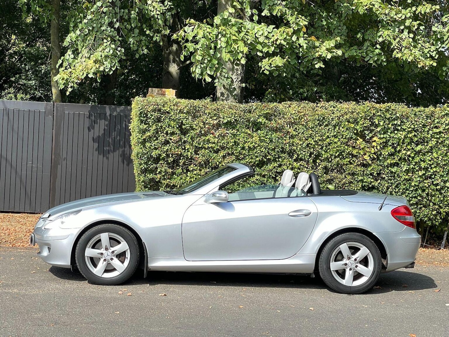 Used Mercedes-Benz SLK 2006 for sale - 77357237: Photo 4