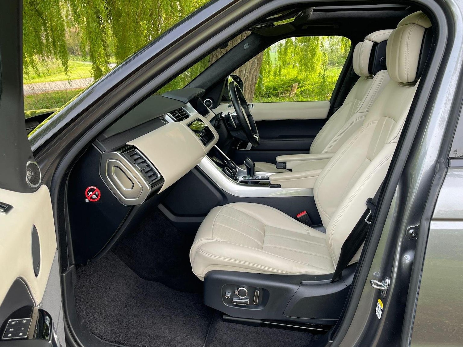 Used Land Rover Range Rover Sport 2018 for sale - 76716215: Photo 24