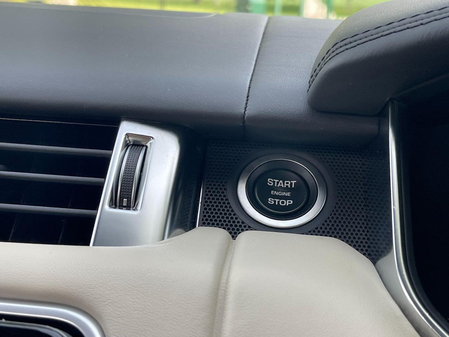 Used Land Rover Range Rover Sport 2018 for sale - 76716215: Photo 33