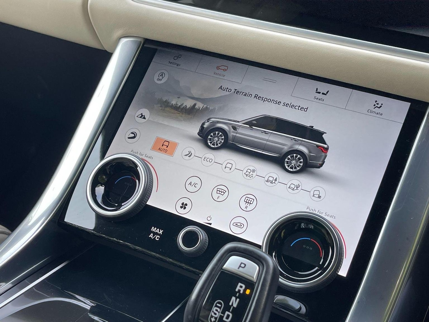 Used Land Rover Range Rover Sport 2018 for sale - 76716215: Photo 38