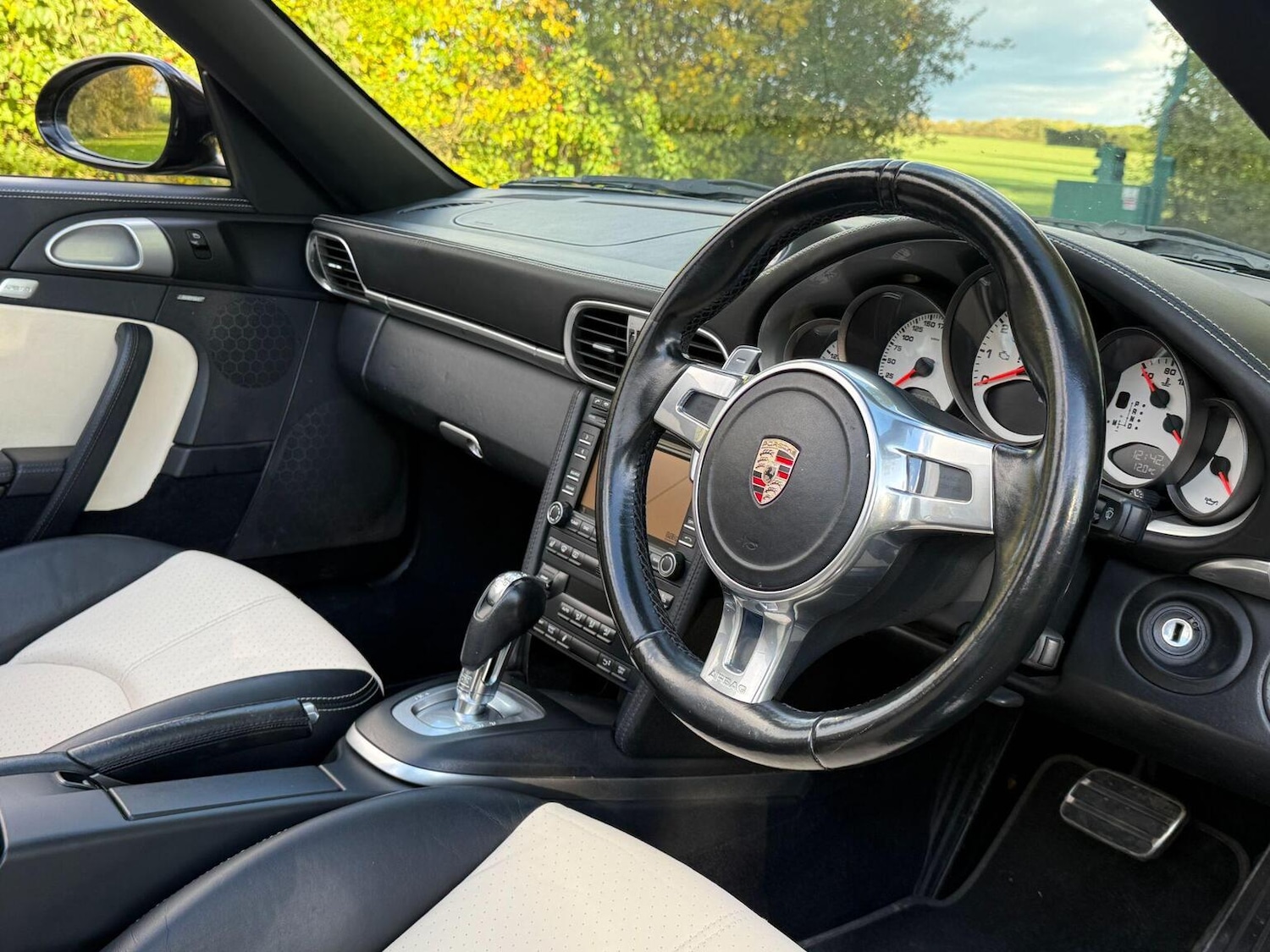 Used Porsche 911 2011 for sale - 78004570: Photo 25