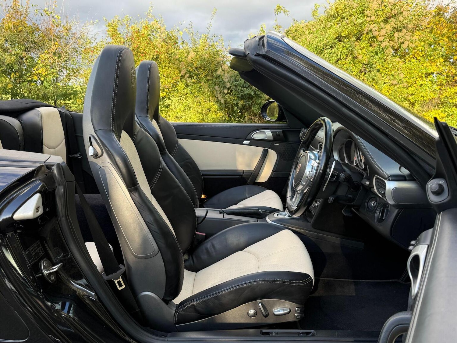 Used Porsche 911 2011 for sale - 78004570: Photo 5