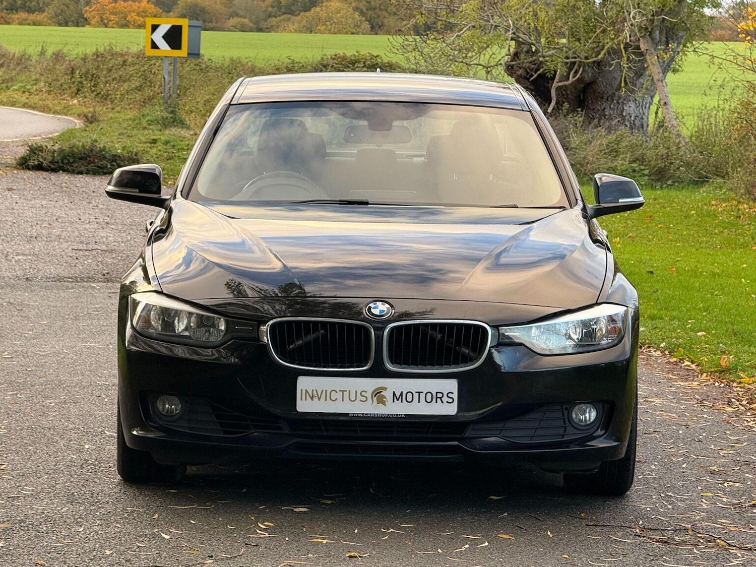 Used BMW 3 Series 2013 for sale - 76716204: Photo 2