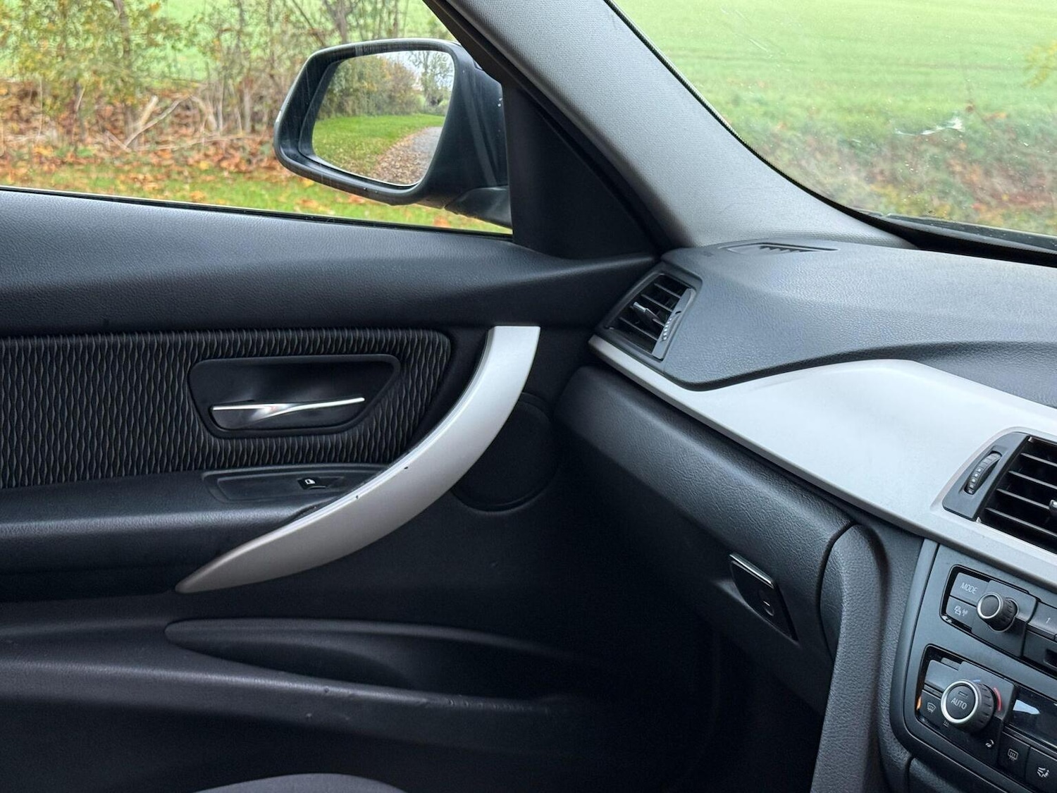 Used BMW 3 Series 2013 for sale - 76716204: Photo 23