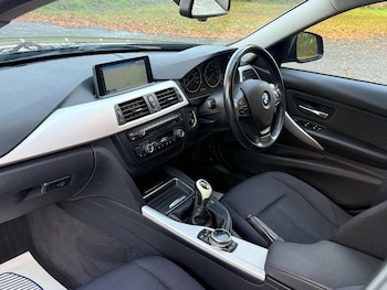 Used BMW 3 Series 2013 for sale - 76716204: Photo