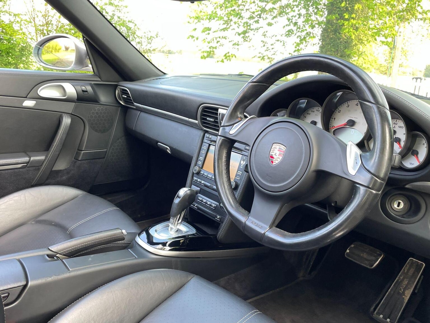 Used Porsche 911 2010 for sale - 76716186: Photo 24