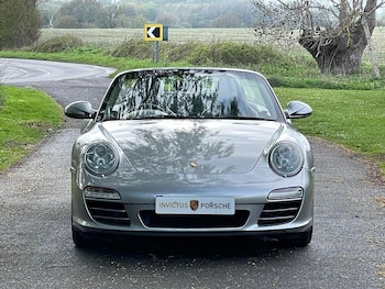 Used Porsche 911 2010 for sale - 76716186: Photo