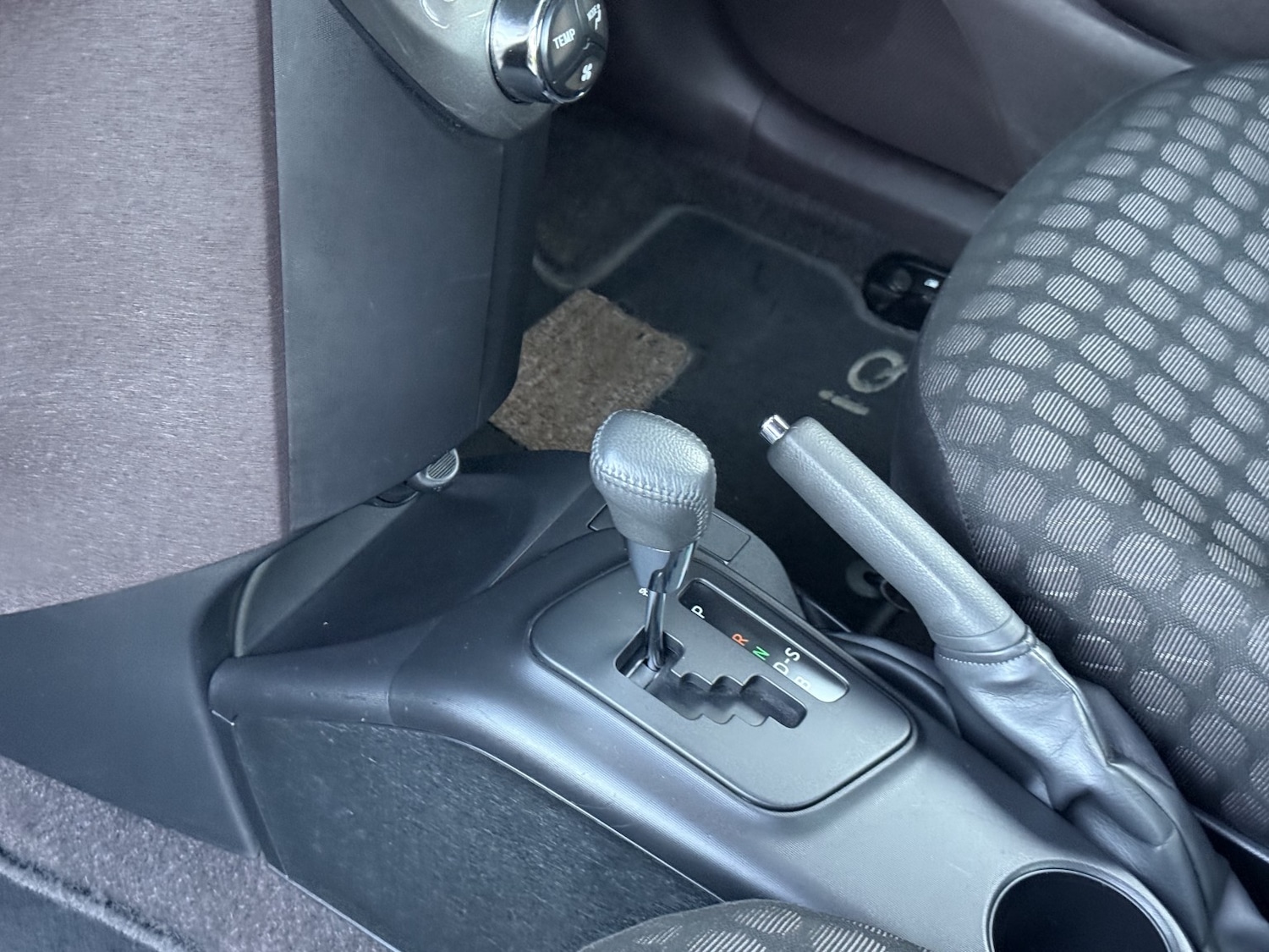 Used Toyota IQ 2010 for sale - 76716187: Photo 33