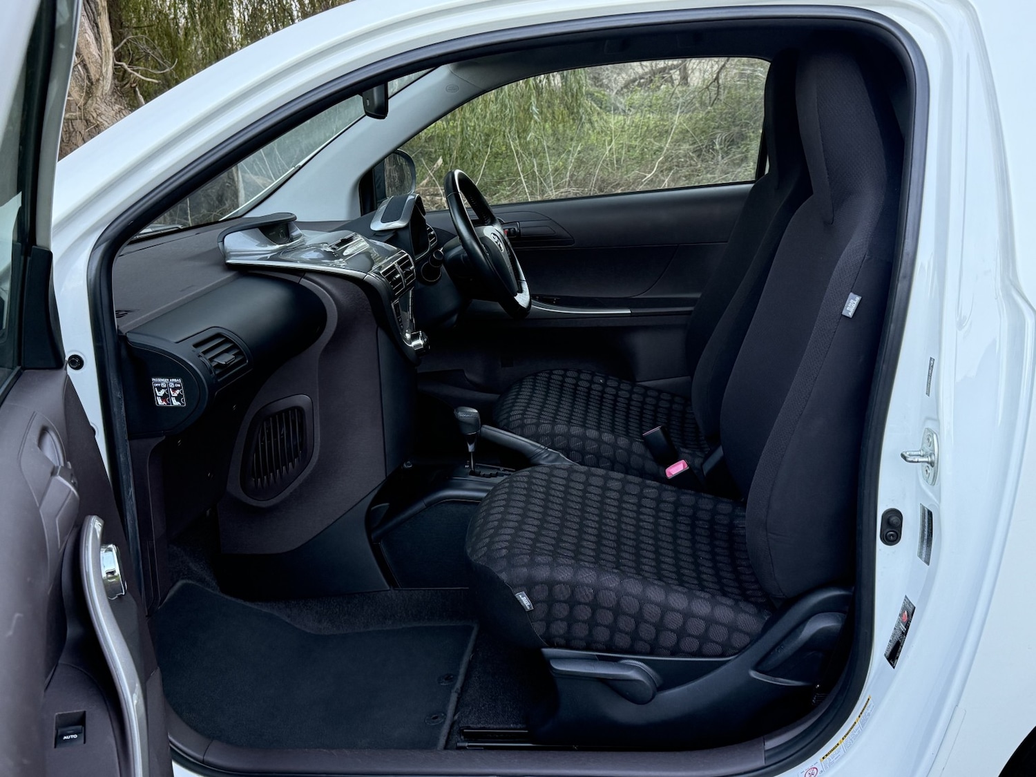 Used Toyota IQ 2010 for sale - 76716187: Photo 7