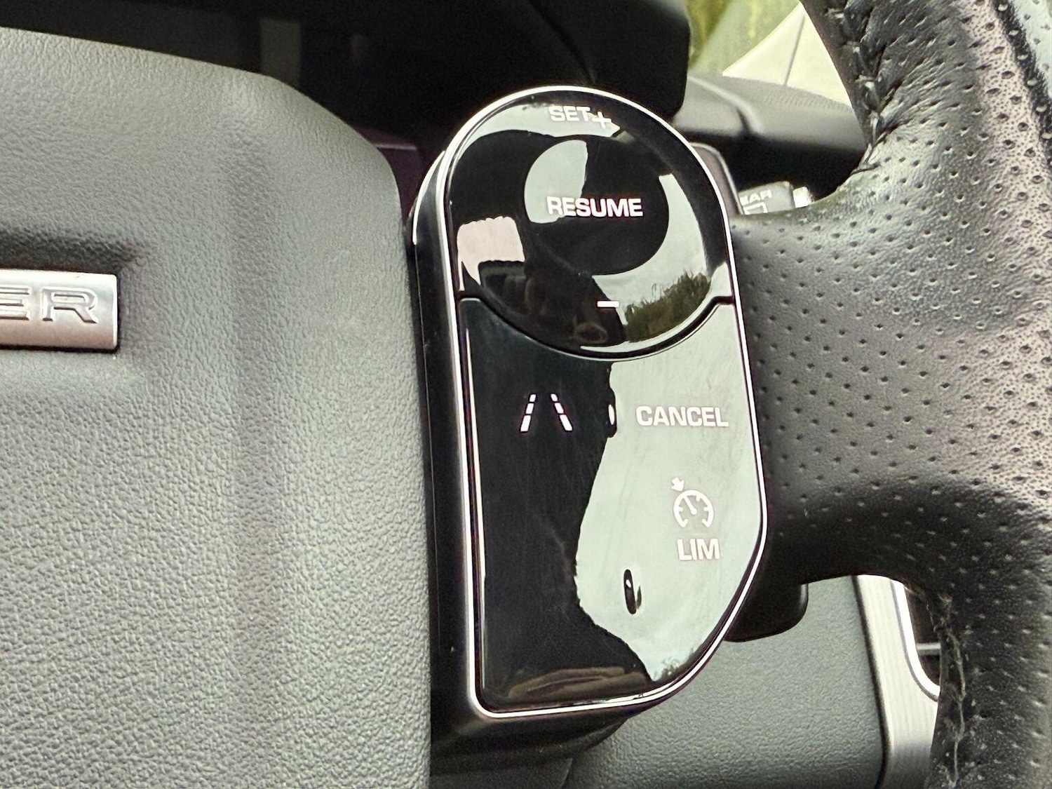 Used Land Rover Range Rover Sport 2018 for sale - 76716197: Photo 26