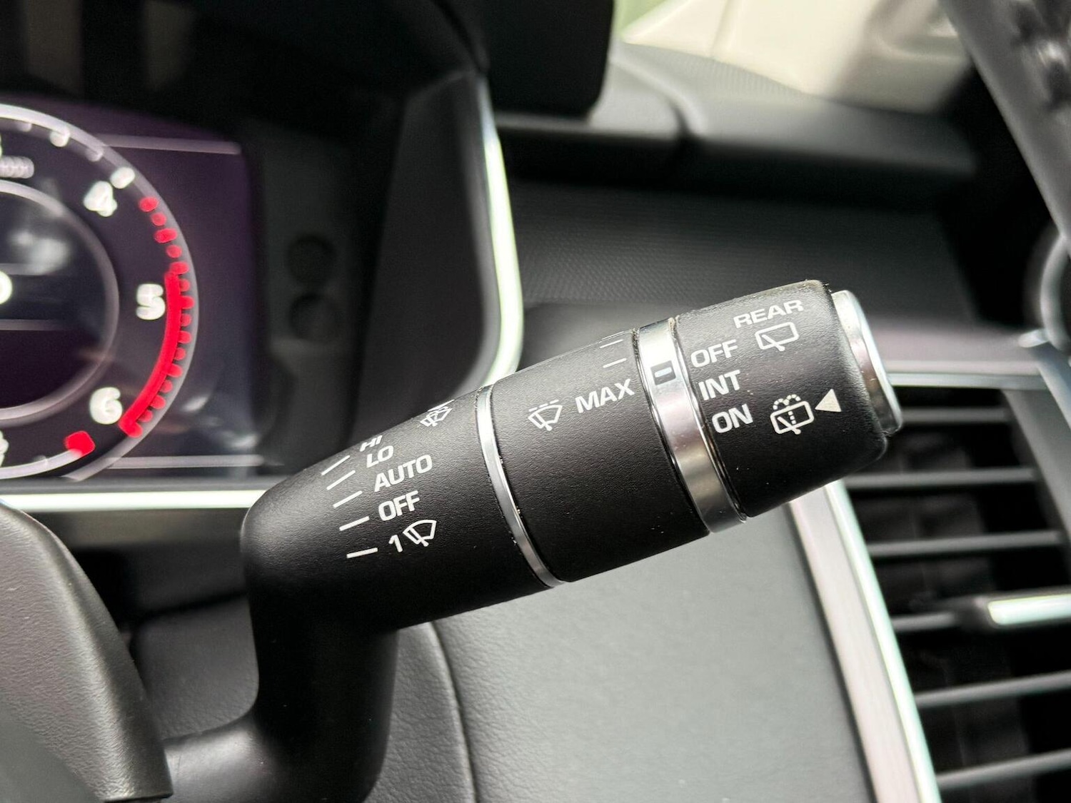 Used Land Rover Range Rover Sport 2018 for sale - 76716197: Photo 30