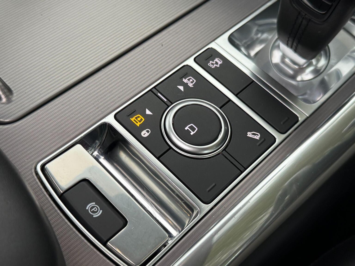 Used Land Rover Range Rover Sport 2018 for sale - 76716197: Photo 39