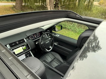 Used Land Rover Range Rover Sport 2018 for sale - 76716197: Photo