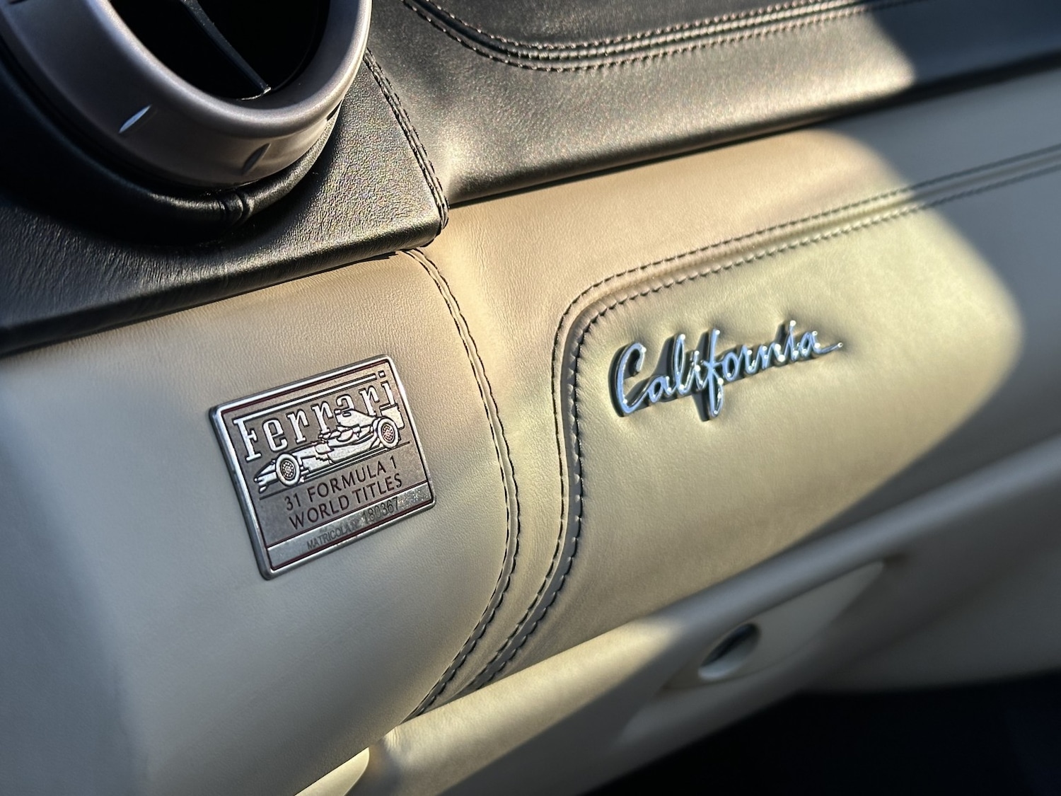 Used Ferrari California 2011 for sale - 76716185: Photo 13