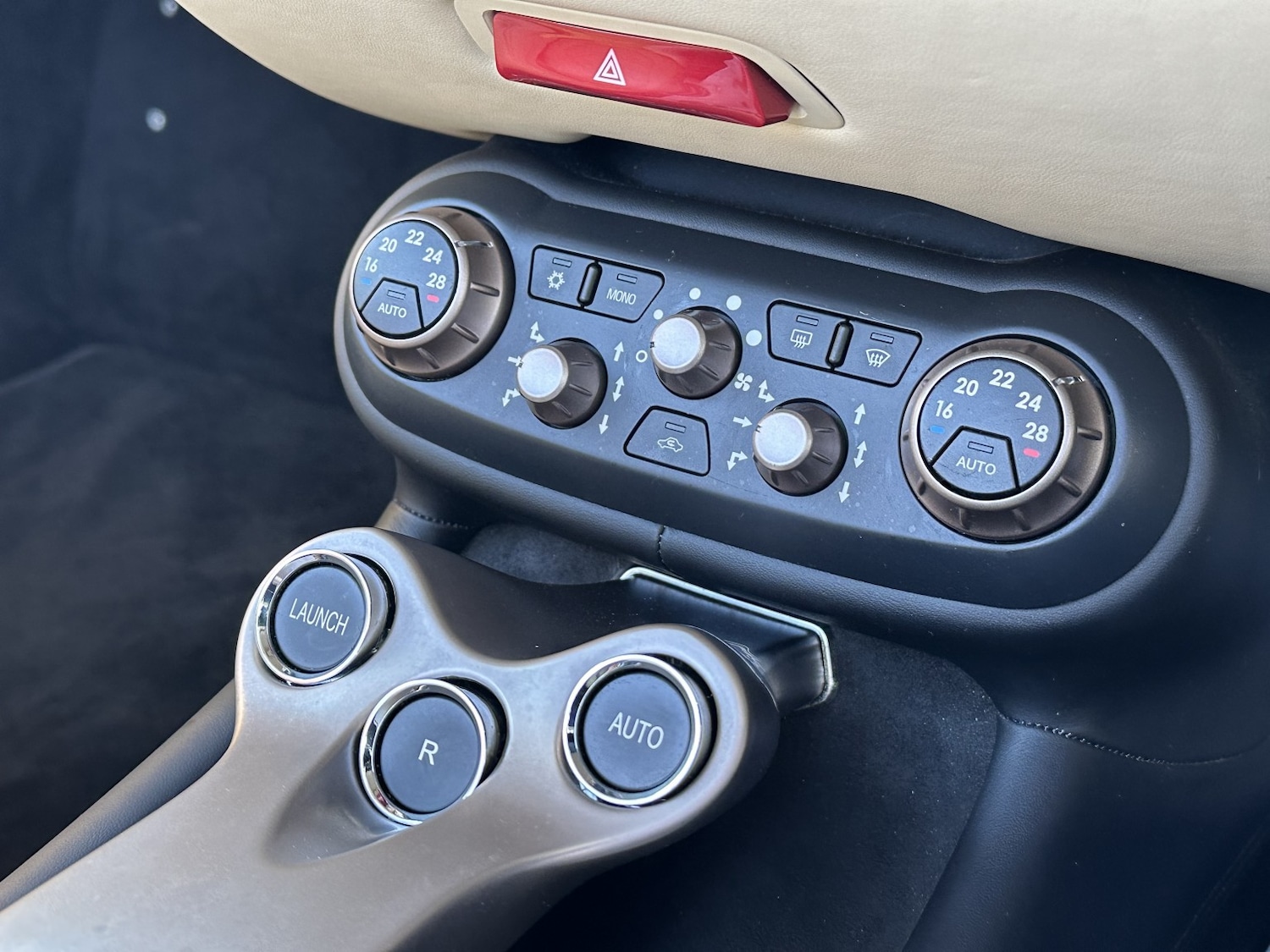 Used Ferrari California 2011 for sale - 76716185: Photo 24