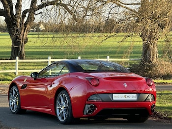 Used Ferrari California 2011 for sale - 76716185: Photo