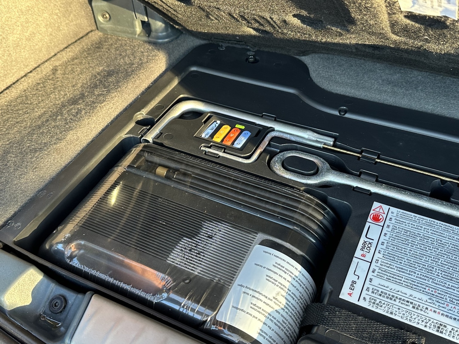 Used Ferrari California 2011 for sale - 76716185: Photo 57