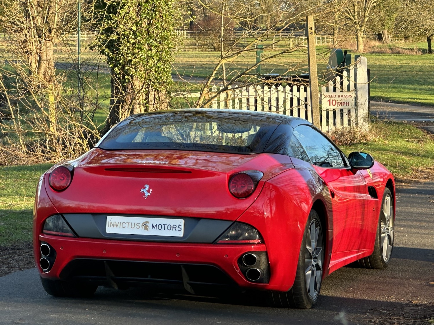 Used Ferrari California 2011 for sale - 76716185: Photo 6