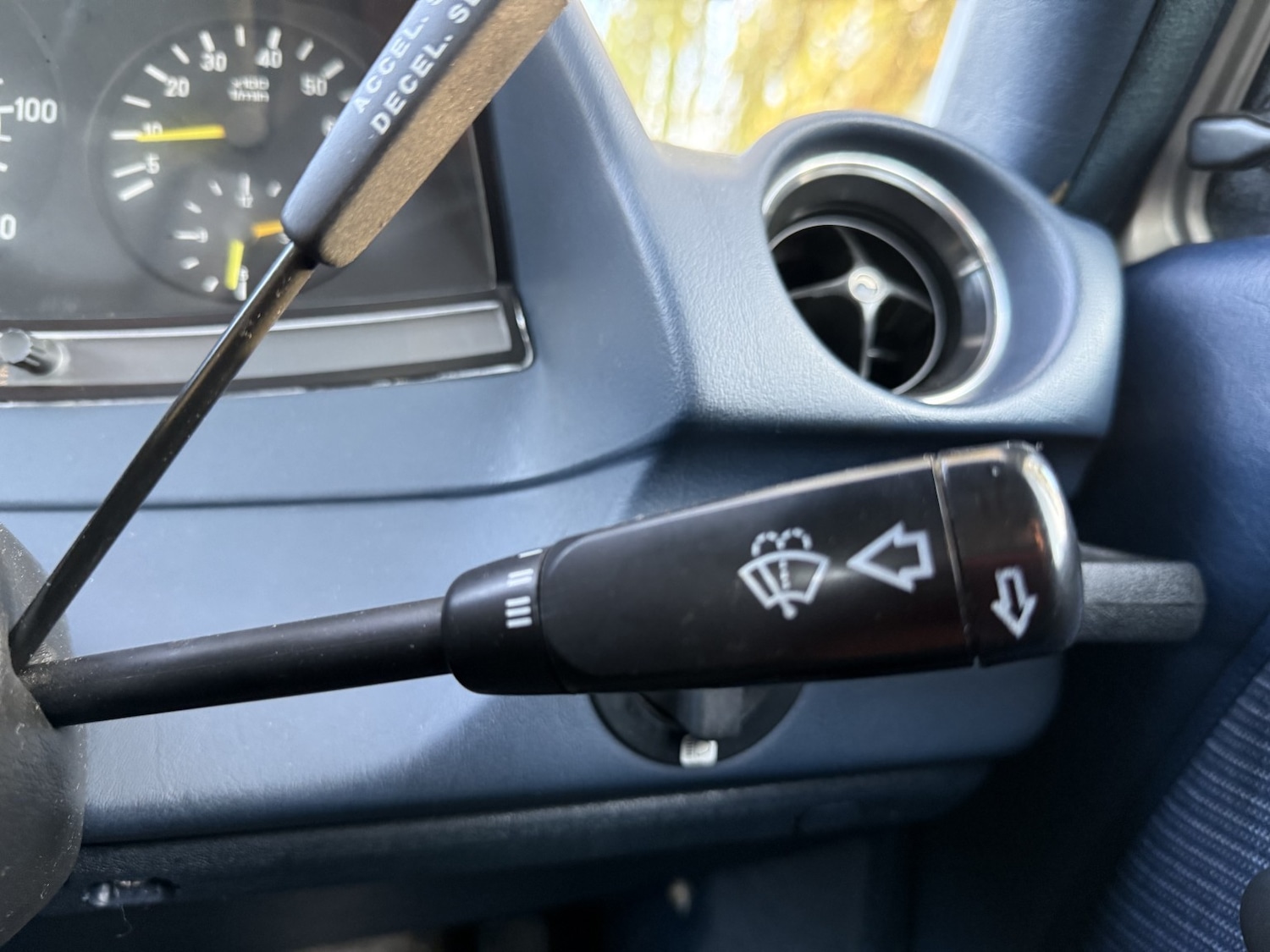 Used Mercedes-Benz 230 1985 for sale - 78004604: Photo 49