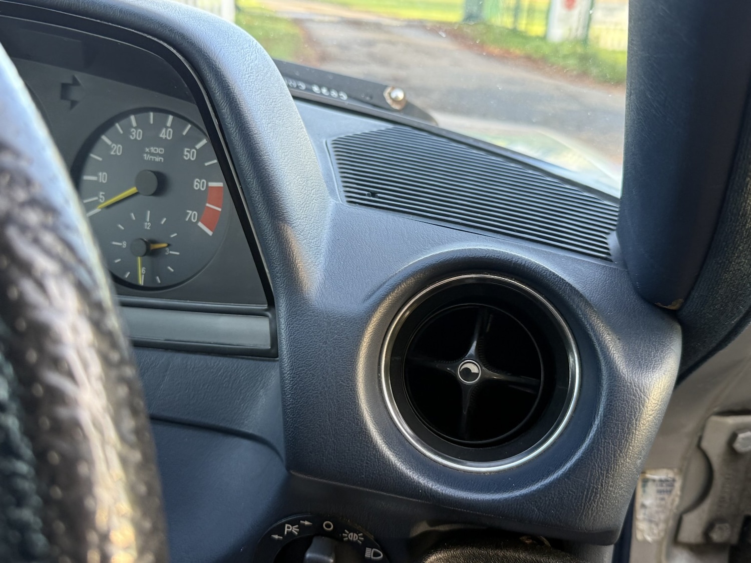 Used Mercedes-Benz 230 1985 for sale - 78004604: Photo 53