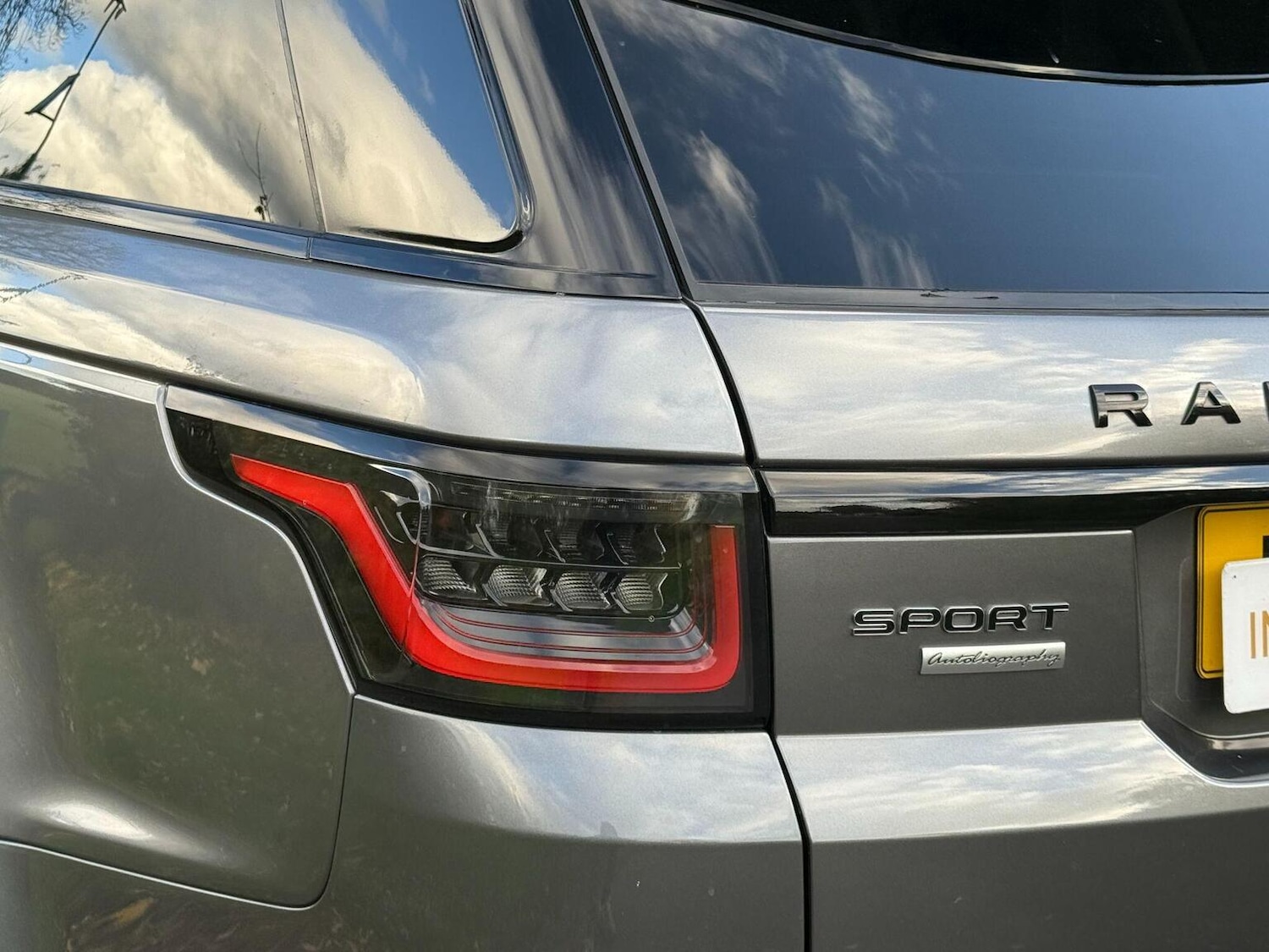 Used Land Rover Range Rover Sport 2018 for sale - 76716202: Photo 17