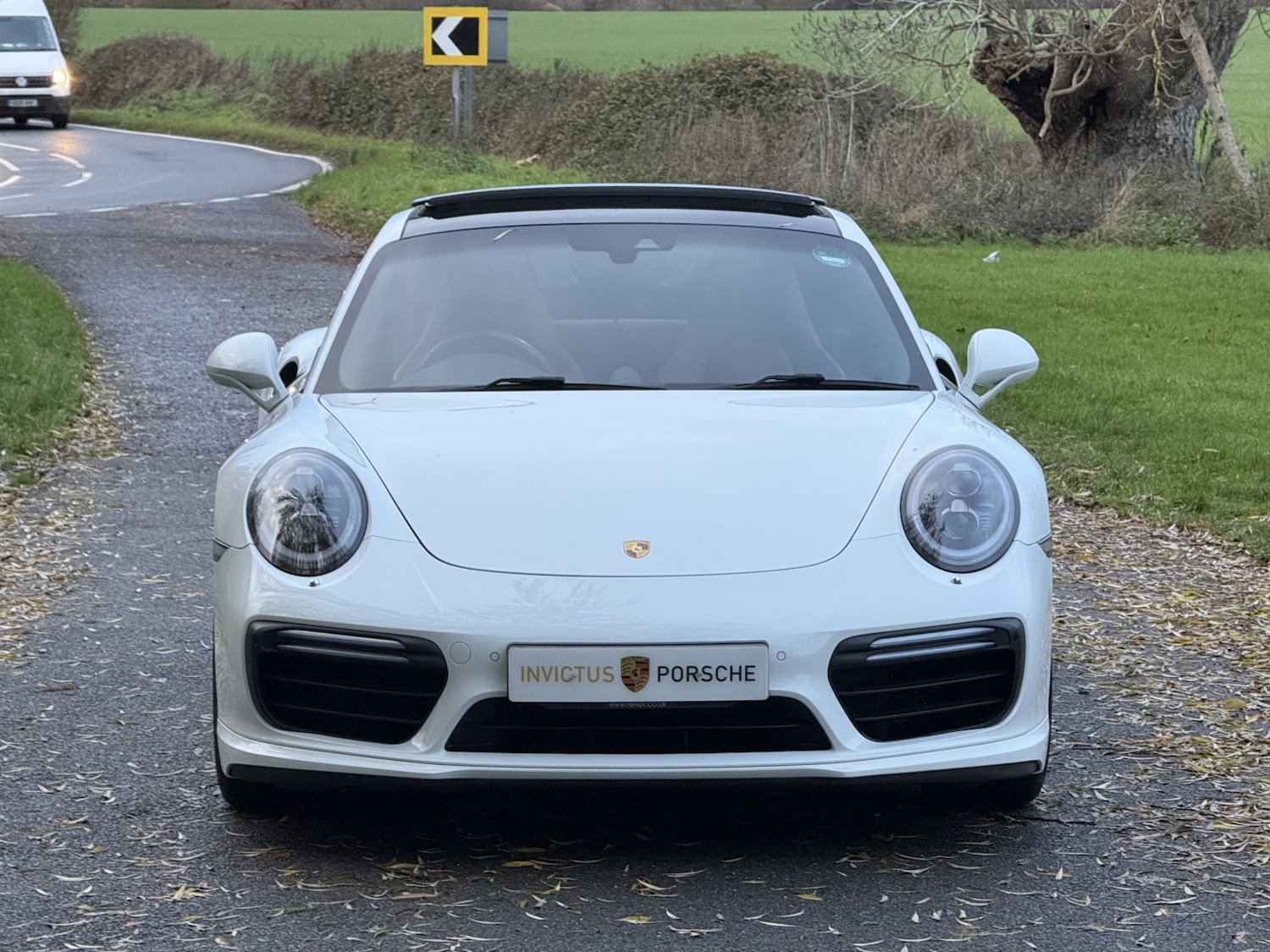 Used Porsche 911 2016 for sale - 76837077: Photo 2