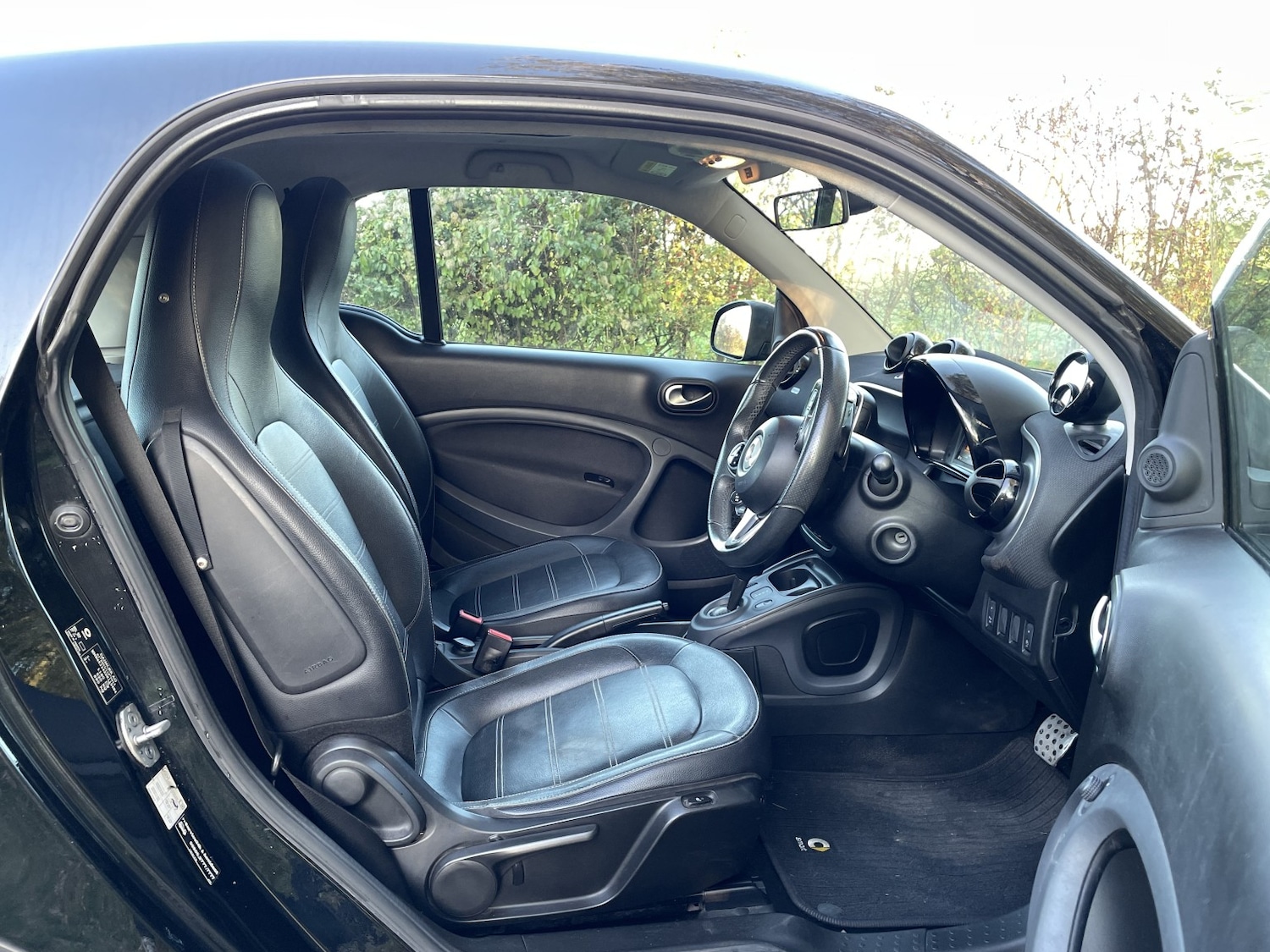 Used smart fortwo 2016 for sale - 76716188: Photo 25