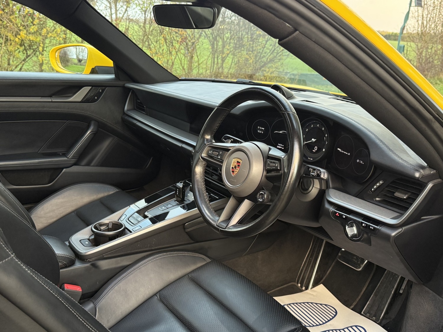 Used Porsche 911 2019 for sale - 77213432: Photo 10