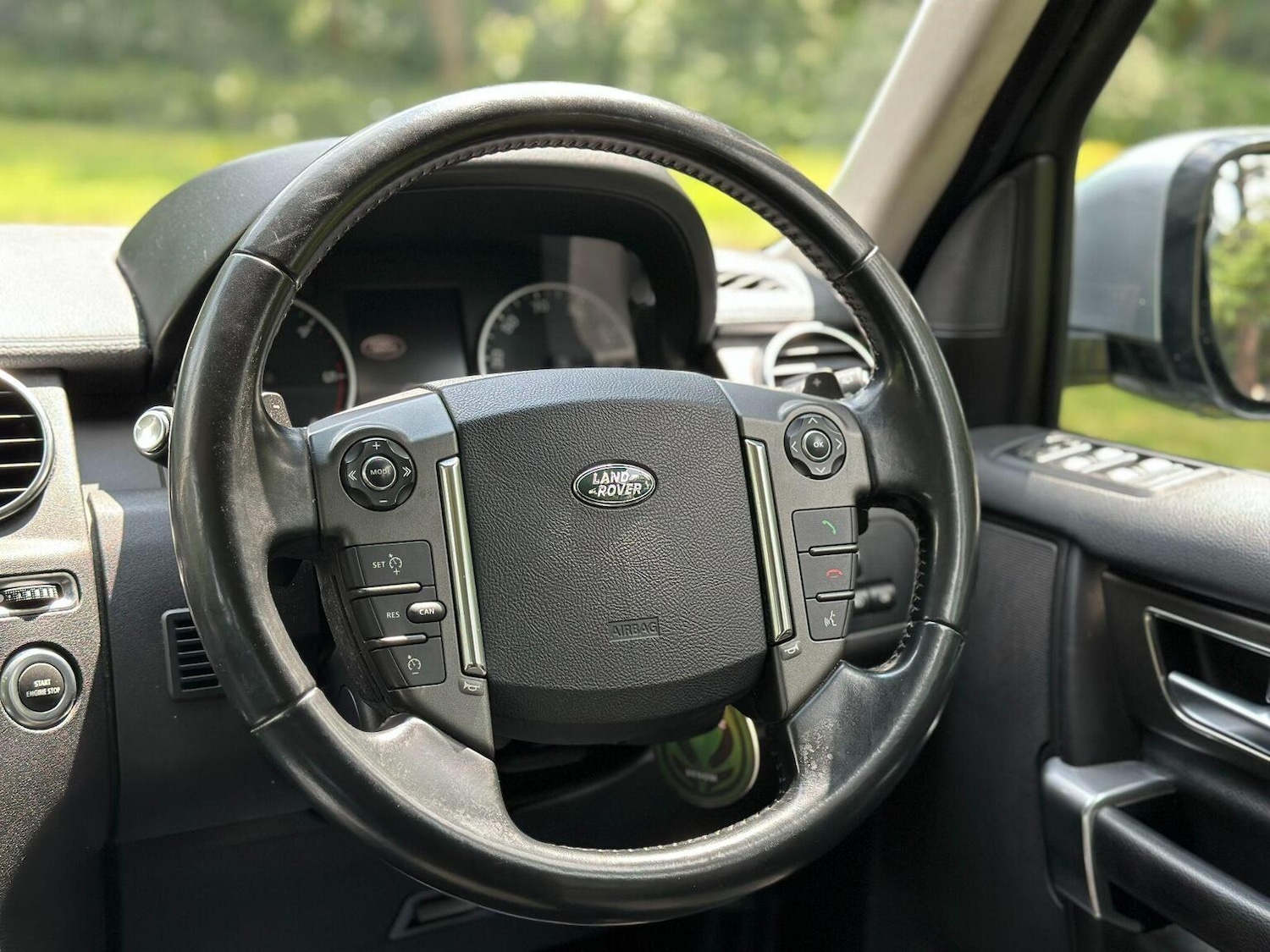 Used Land Rover Discovery 2016 for sale - 76716217: Photo 15