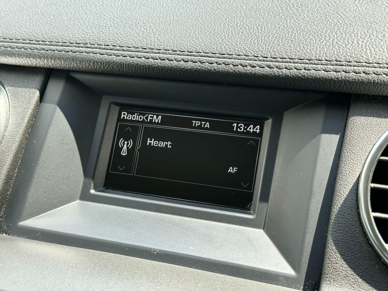 Used Land Rover Discovery 2016 for sale - 76716217: Photo 26