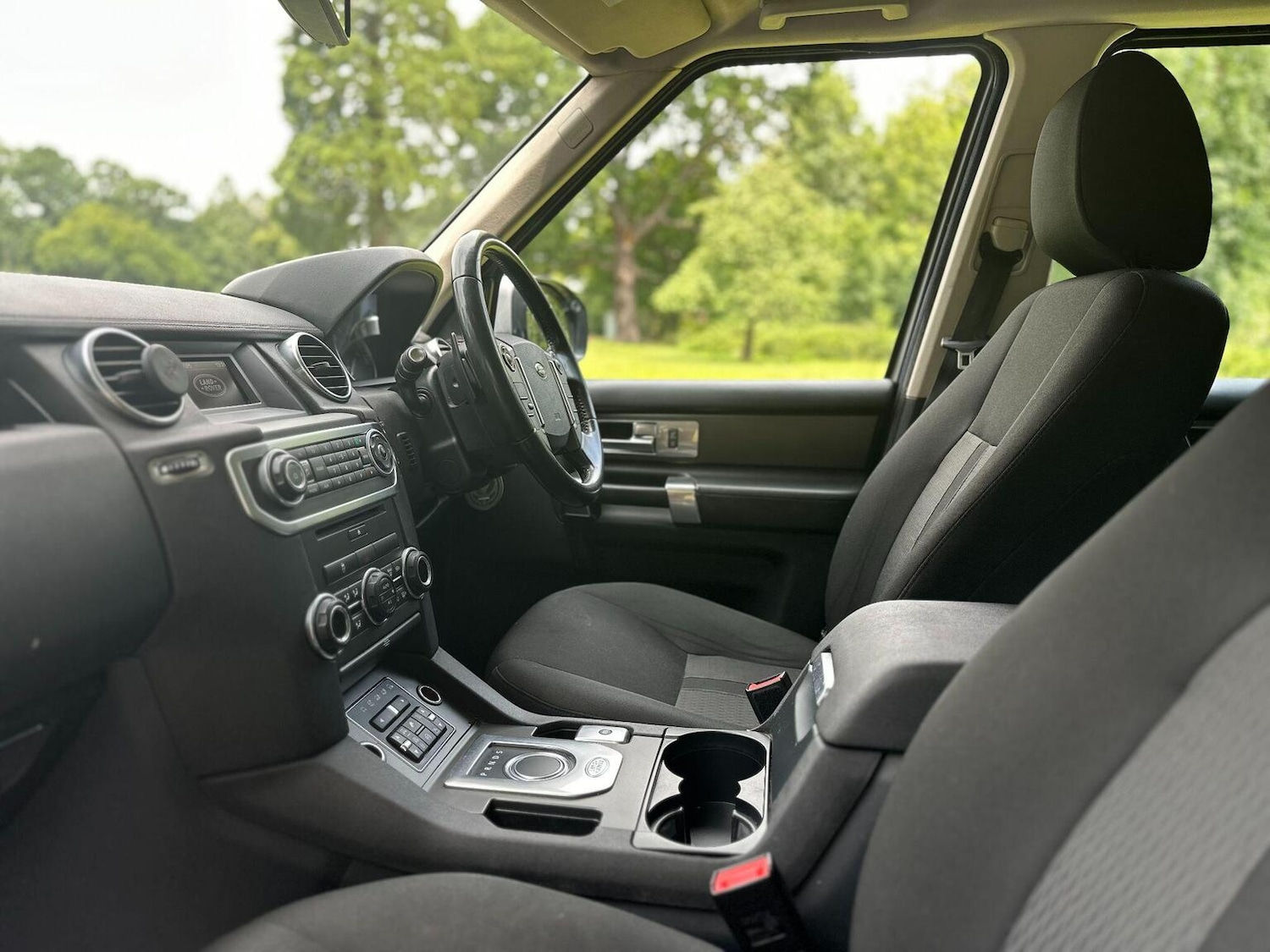 Used Land Rover Discovery 2016 for sale - 76716217: Photo 27