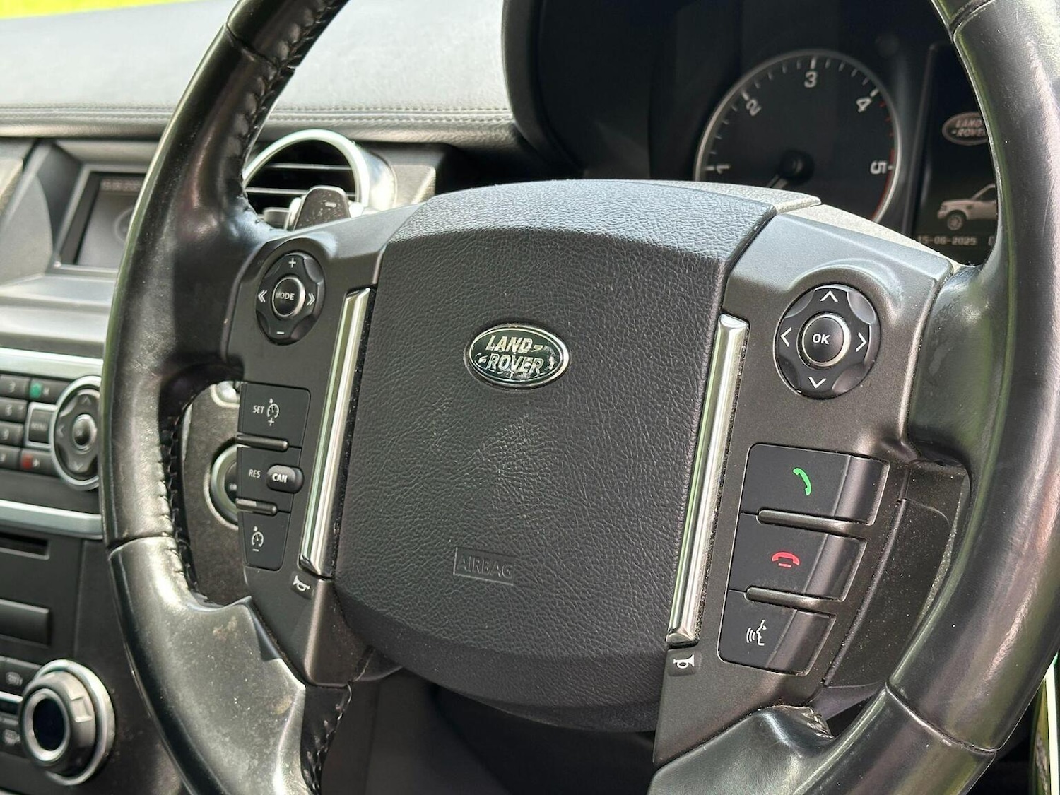 Used Land Rover Discovery 2016 for sale - 76716217: Photo 28