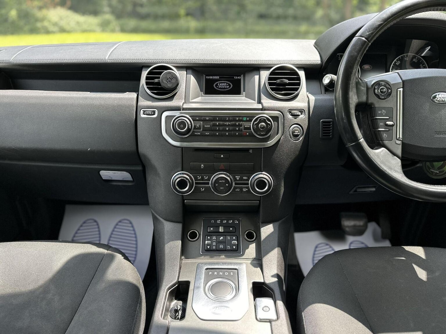 Used Land Rover Discovery 2016 for sale - 76716217: Photo 6