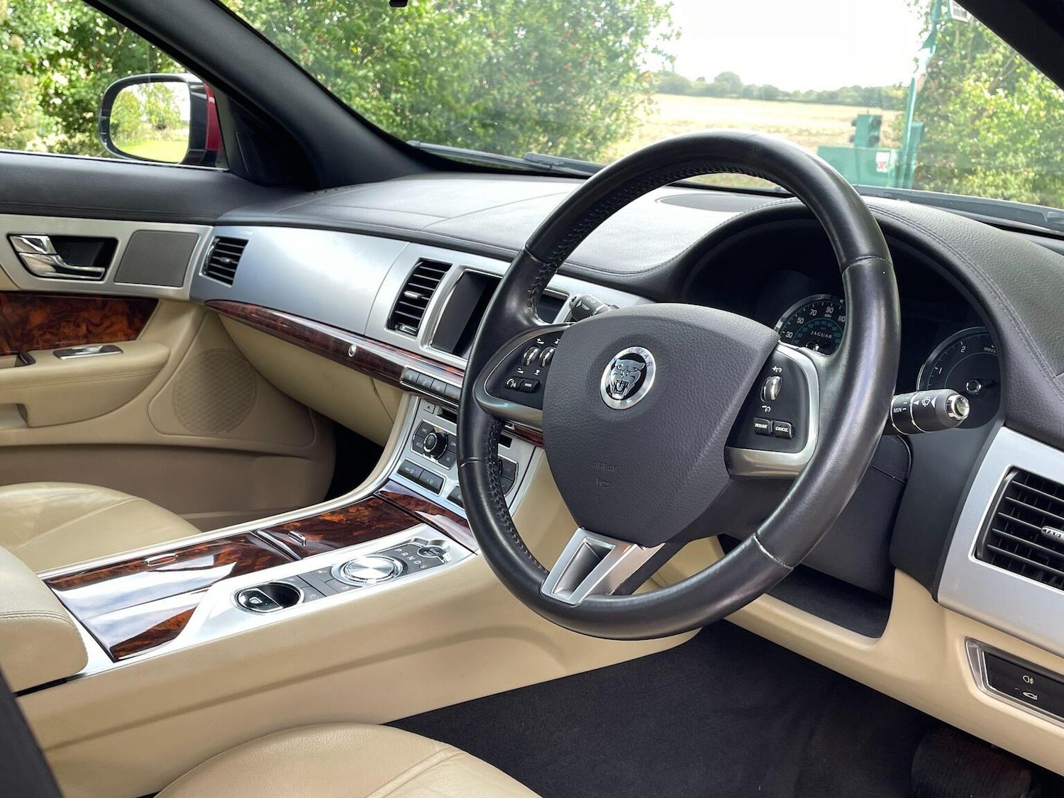 Used Jaguar XF 2013 for sale - 76716211: Photo 17