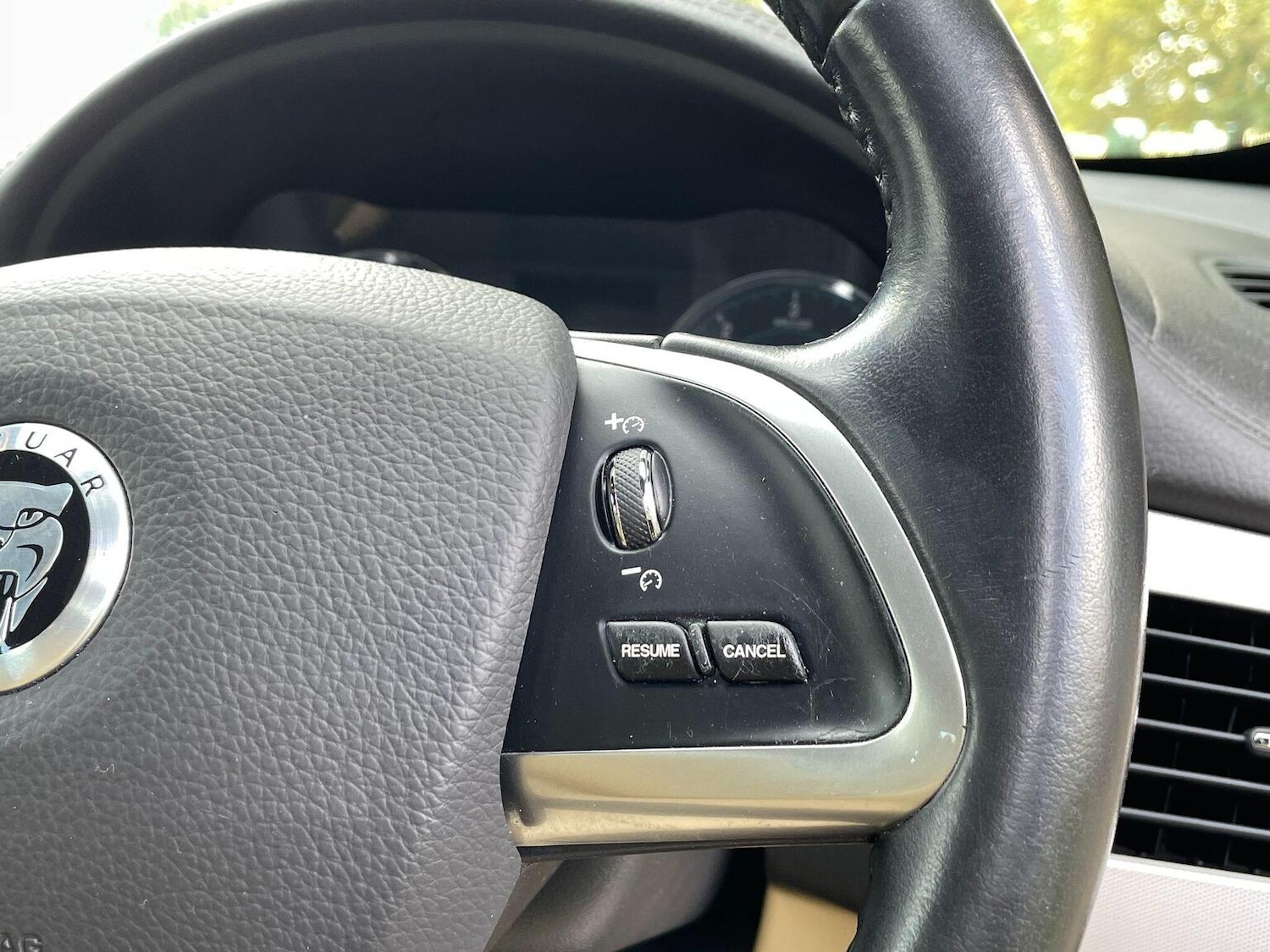 Used Jaguar XF 2013 for sale - 76716211: Photo 22