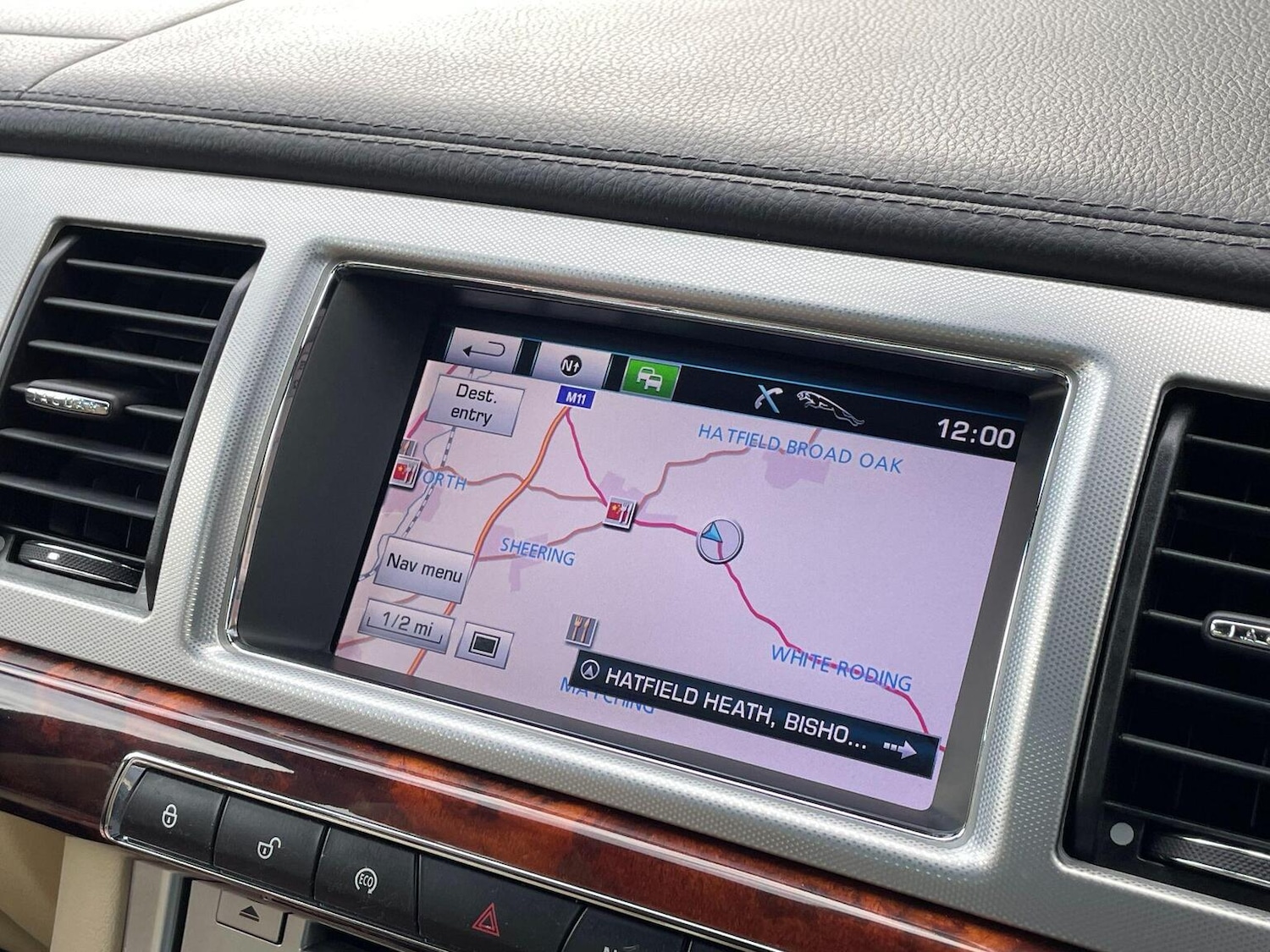 Used Jaguar XF 2013 for sale - 76716211: Photo 24