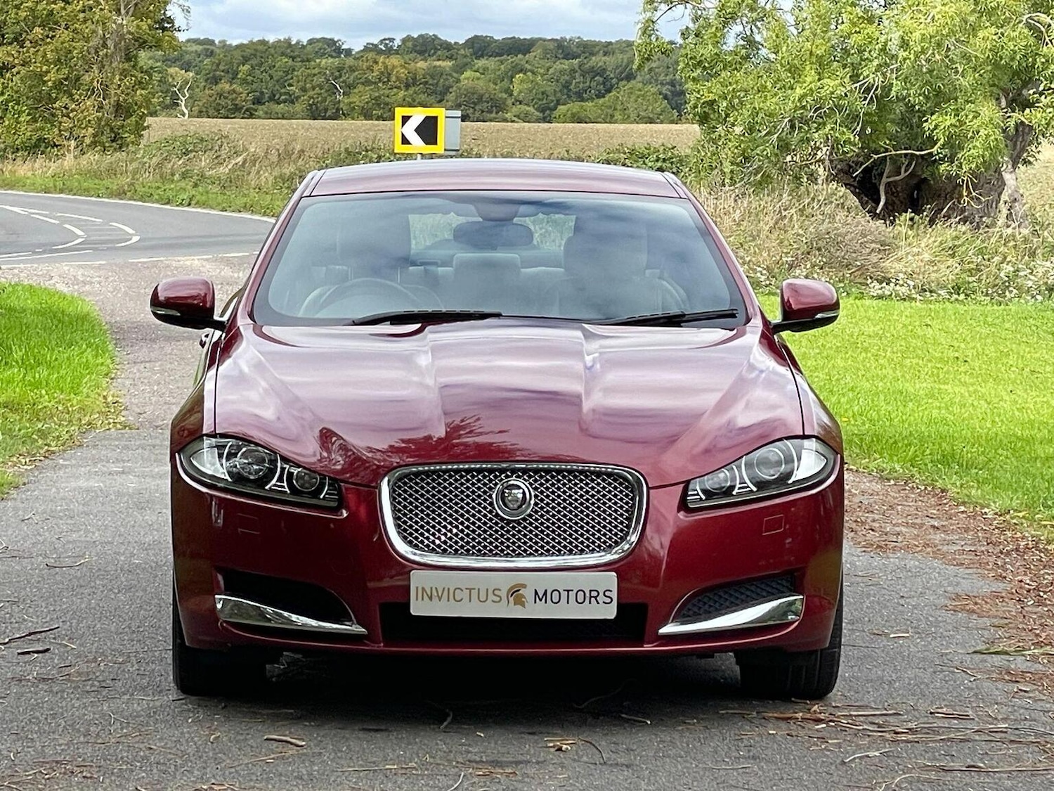Used Jaguar XF 2013 for sale - 76716211: Photo 8
