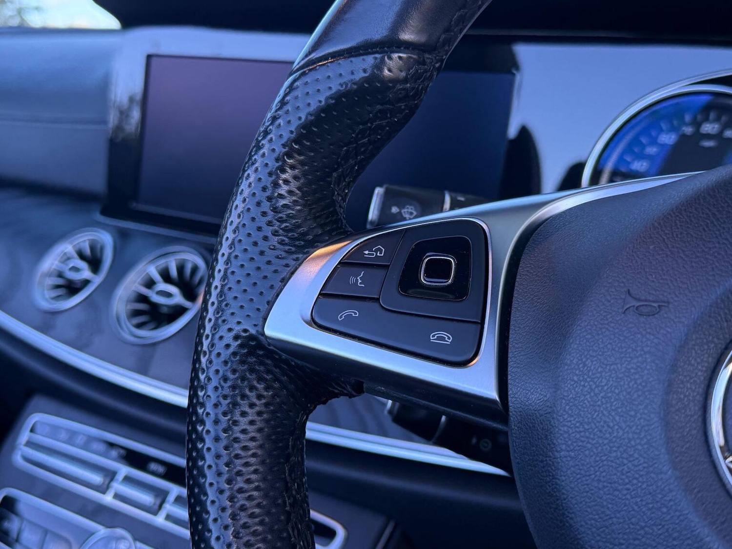 Used Mercedes-Benz E Class 2018 for sale - 76716199: Photo 29