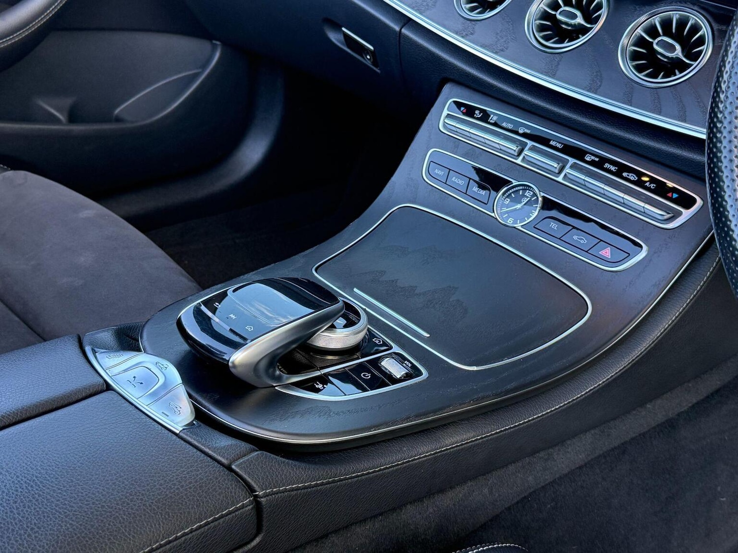 Used Mercedes-Benz E Class 2018 for sale - 76716199: Photo 32