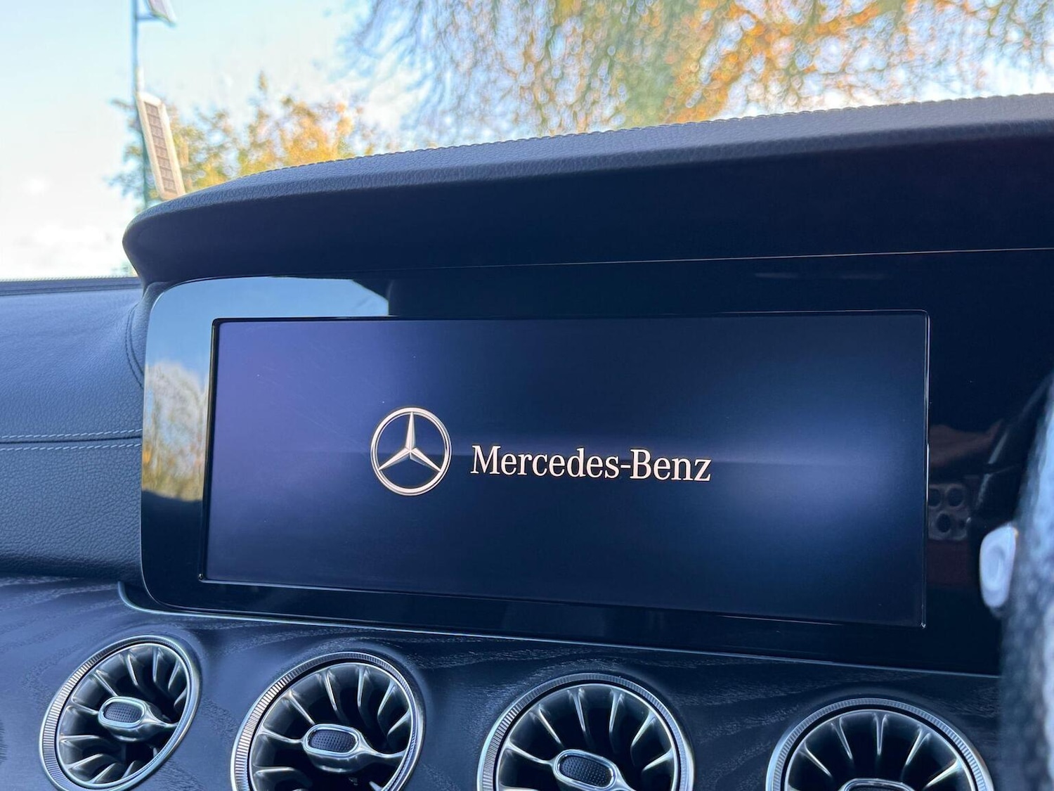 Used Mercedes-Benz E Class 2018 for sale - 76716199: Photo 34