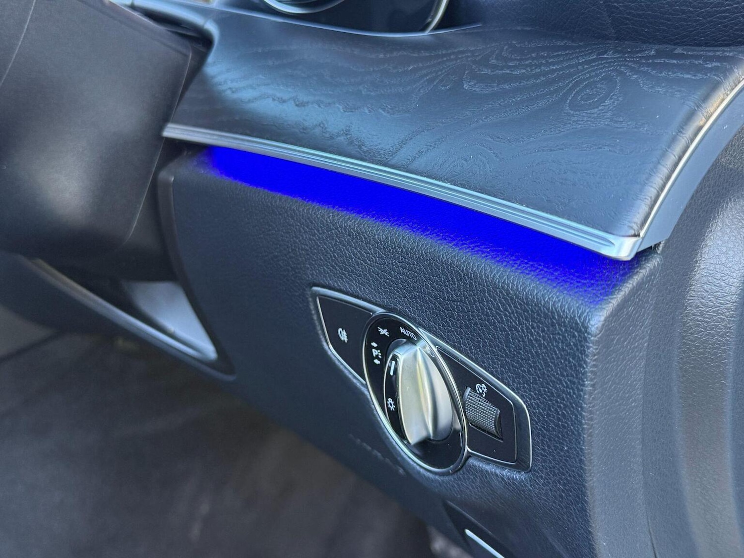 Used Mercedes-Benz E Class 2018 for sale - 76716199: Photo 60