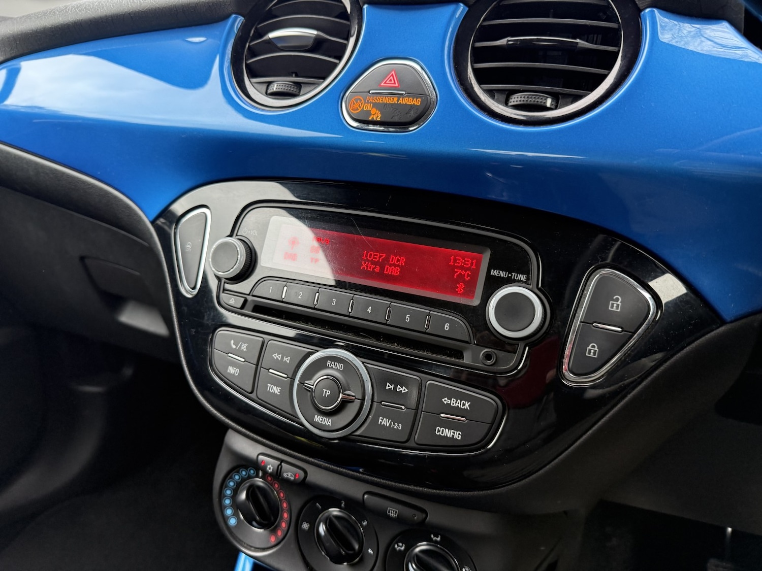 Used Vauxhall ADAM 2014 for sale - 77289089: Photo 47