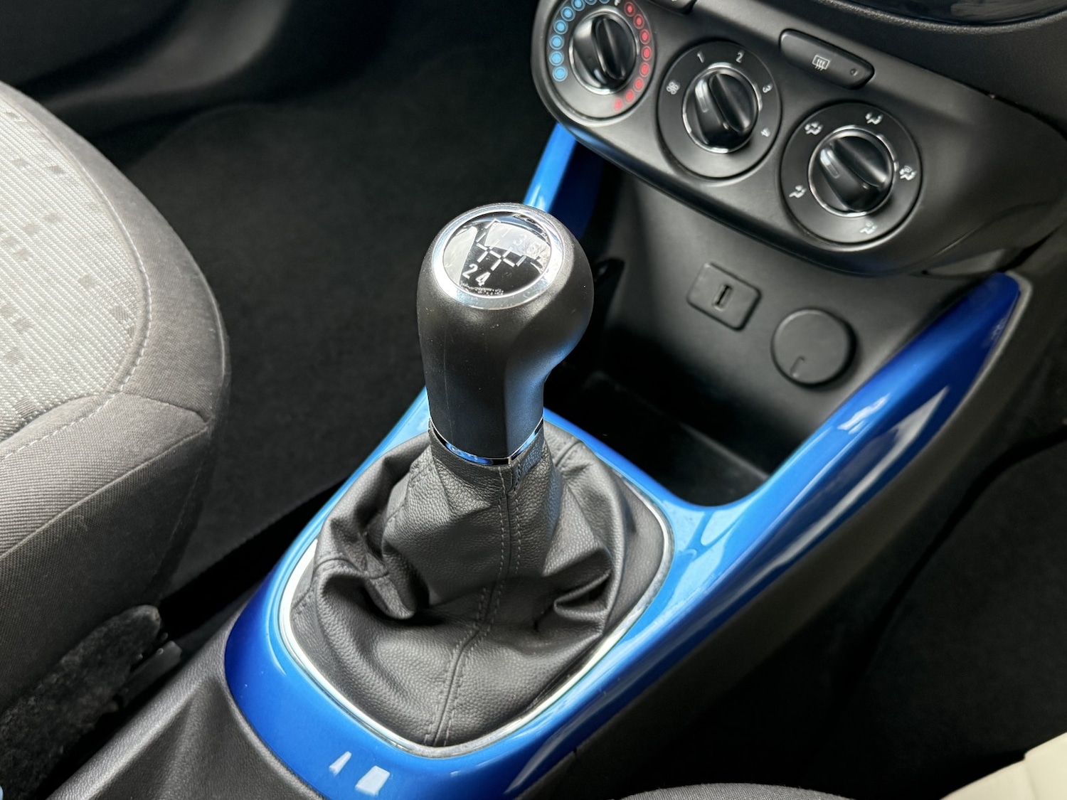 Used Vauxhall ADAM 2014 for sale - 77289089: Photo 49