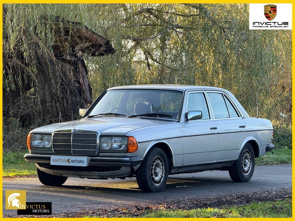 Used Mercedes-Benz 230 1985 for sale - 76821636: Photo 1