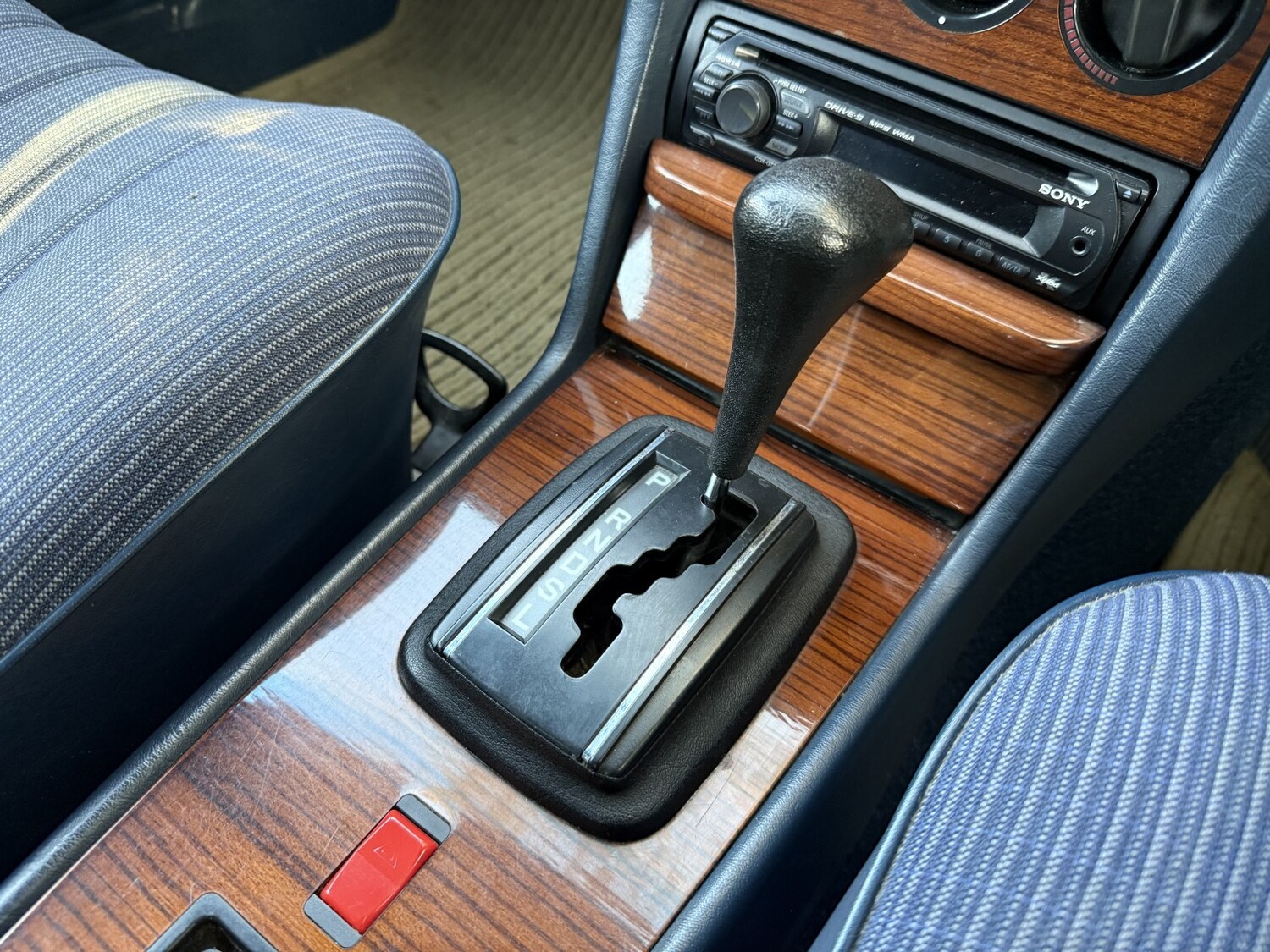 Used Mercedes-Benz 230 1985 for sale - 76821636: Photo 56