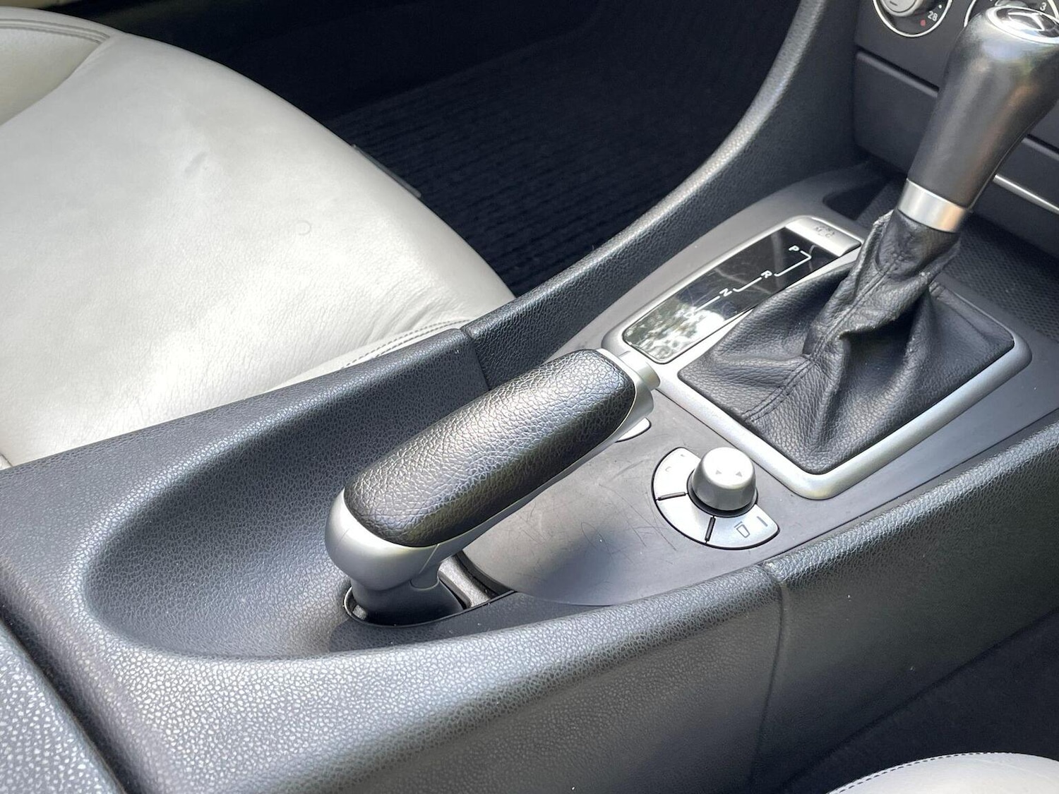 Used Mercedes-Benz SLK 2006 for sale - 76716219: Photo 35